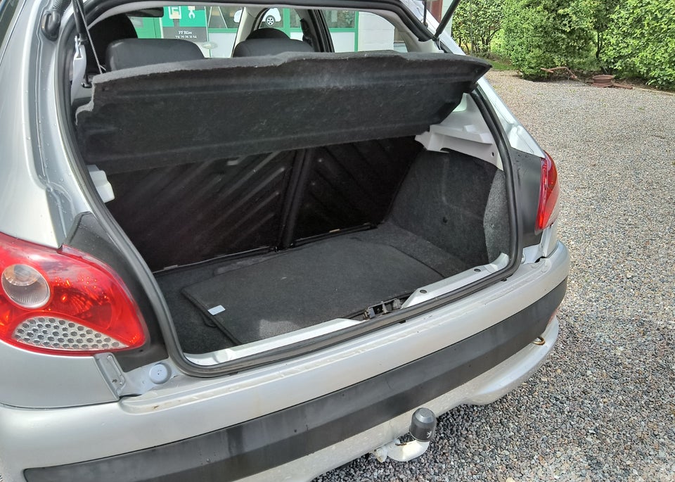 Peugeot 206+ 1,4 HDi 68 Comfort 5d