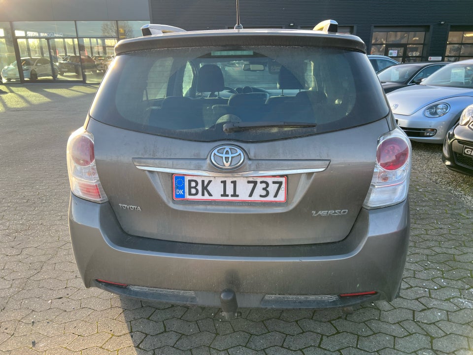 Toyota Verso 1,8 VVT-i T2 Premium 7prs 5d