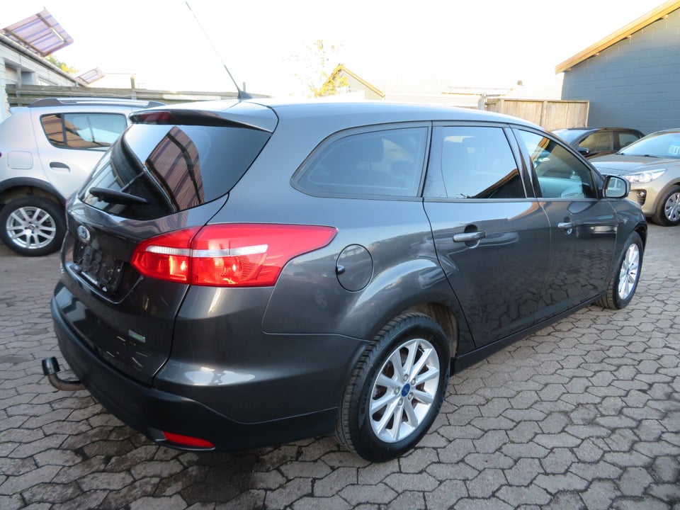 Ford Focus 1,0 SCTi 125 Business stc. 5d