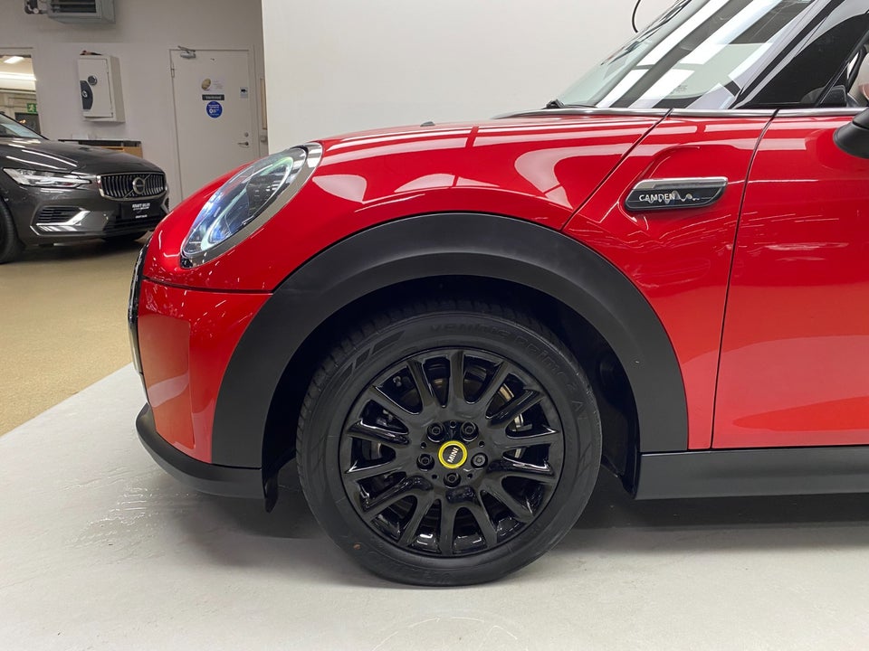 MINI Cooper SE Camden 3d