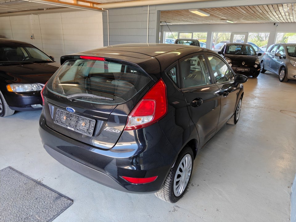 Ford Fiesta 1,0 65 Titanium 5d