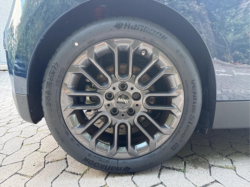 MINI Cooper SE Favoured Trim XL 3d