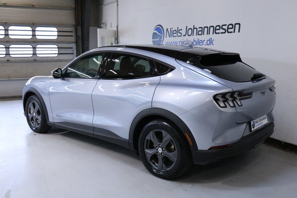 Ford Mustang Mach-E 70 Standard Range 5d