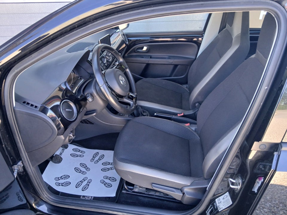 VW Up! 1,0 60 High Up! BMT 5d