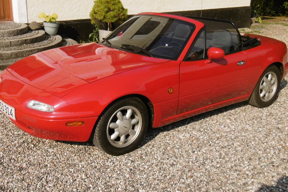 Mazda MX-5 1,6  2d