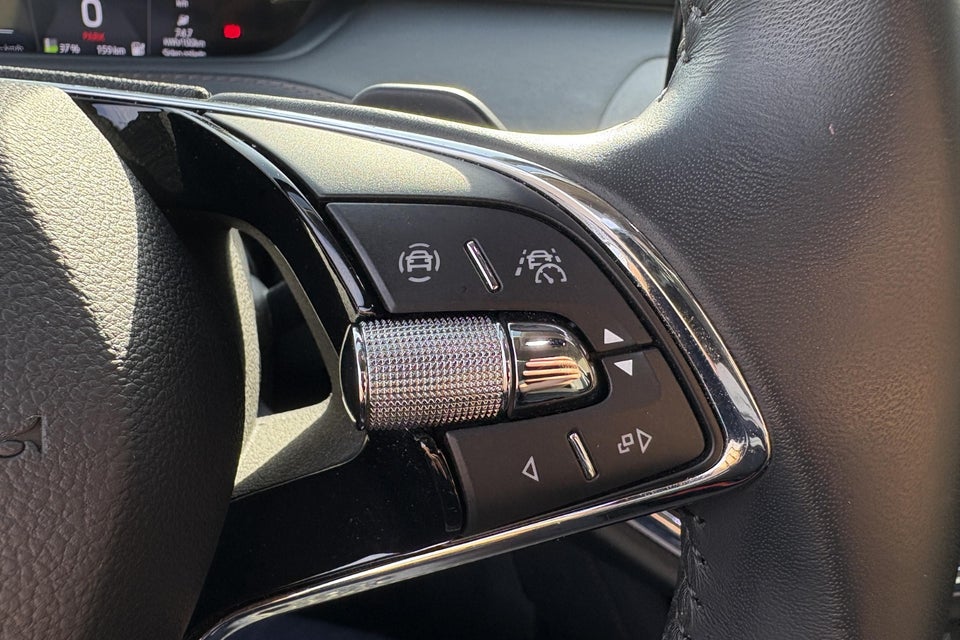 Skoda Enyaq 80 iV Suite 5d