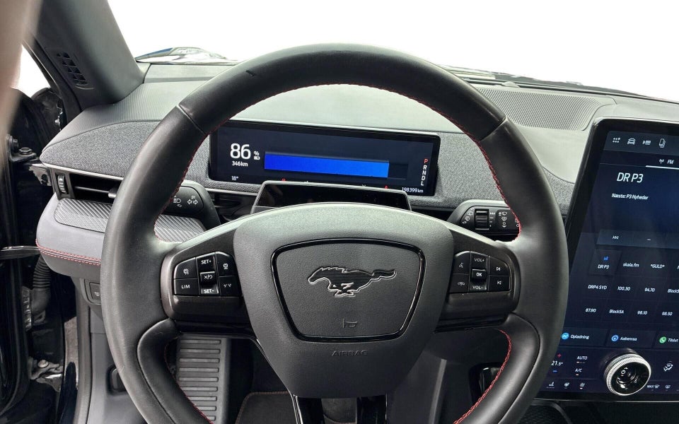 Ford Mustang Mach-E 88 Extended Range AWD 5d