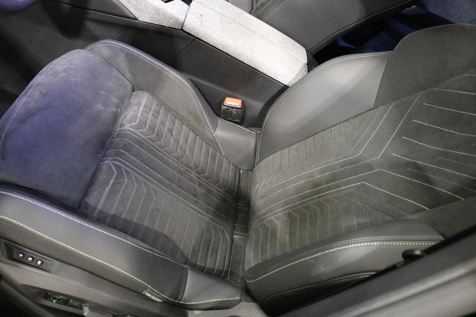 Peugeot e-5008 77 GT Pack 7prs 5d