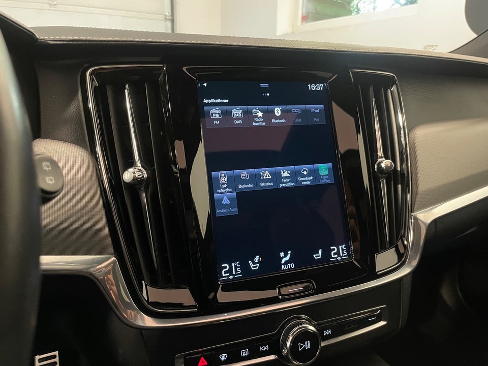 Volvo V90 2,0 T8 ReCharge R-Design aut. AWD 5d