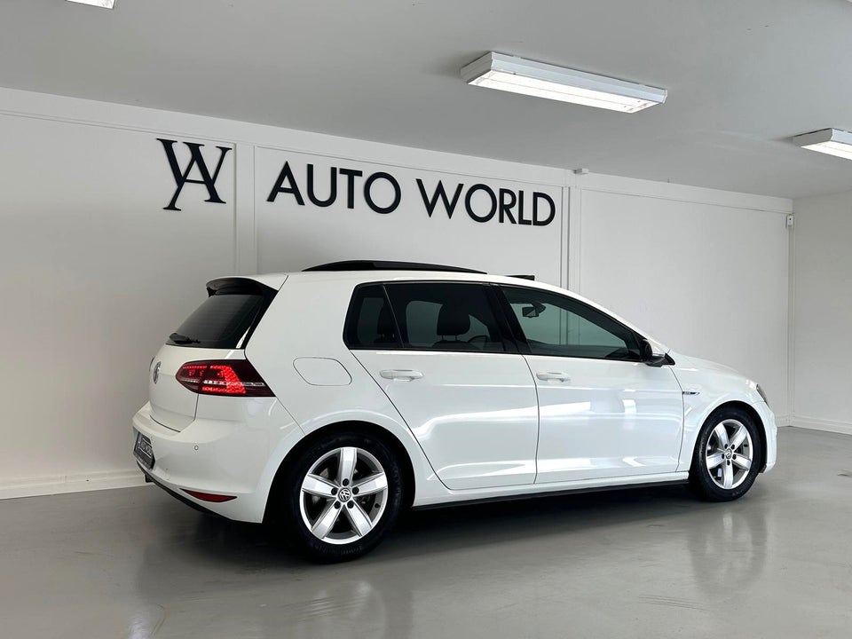 VW Golf VII 1,4 GTE DSG 5d