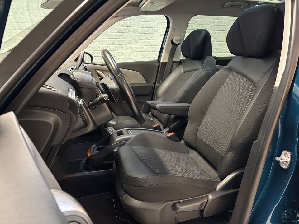 Citroën Grand C4 SpaceTourer 1,2 PureTech 130 Executive EAT8 7prs 5d