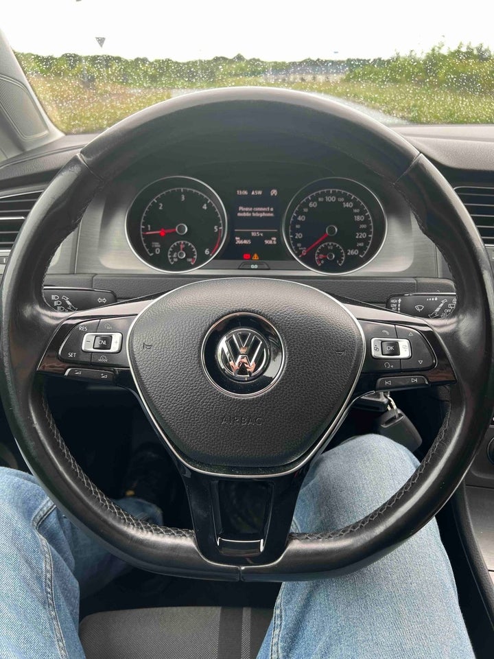 VW Golf VII 1,6 TDi 105 Comfortline Variant BMT 5d