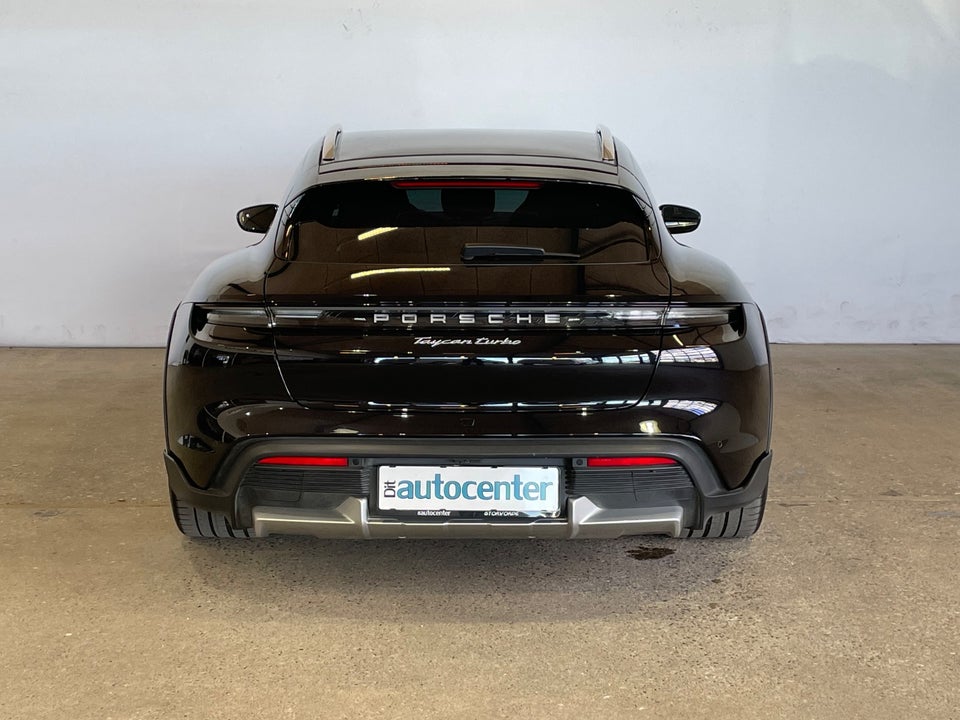 Porsche Taycan Turbo Performance+ Cross Turismo 5d