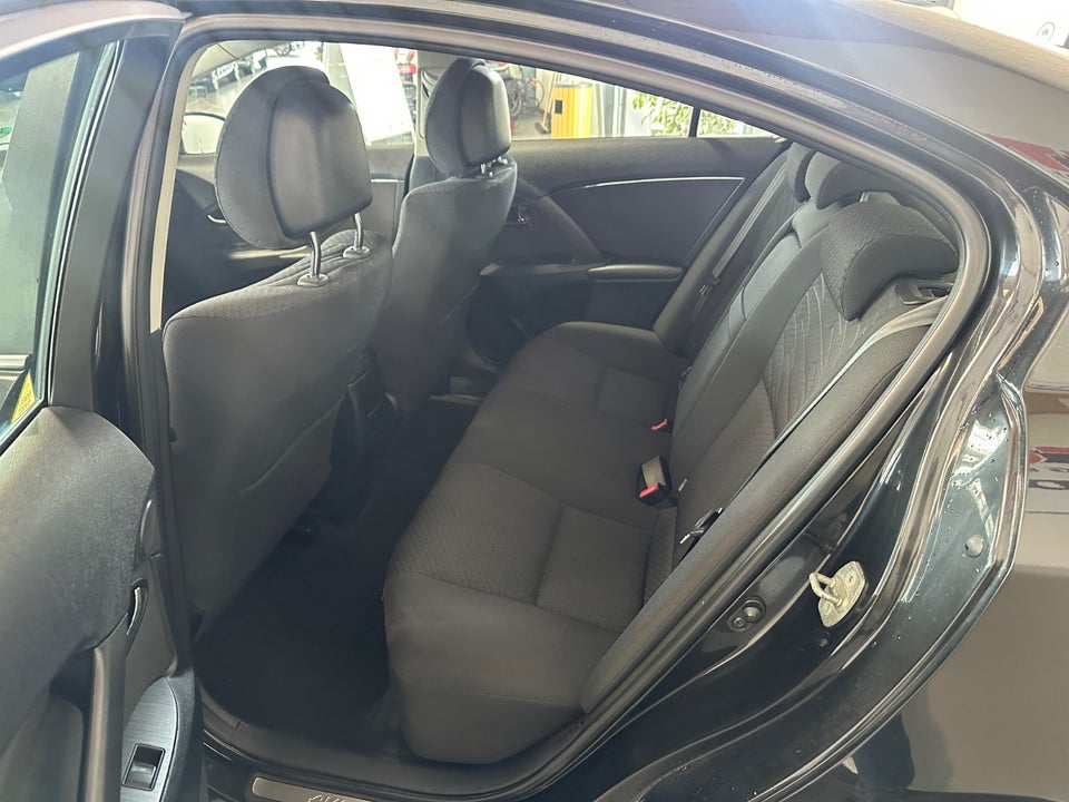 Toyota Avensis 2,0 D-4D T3 4d