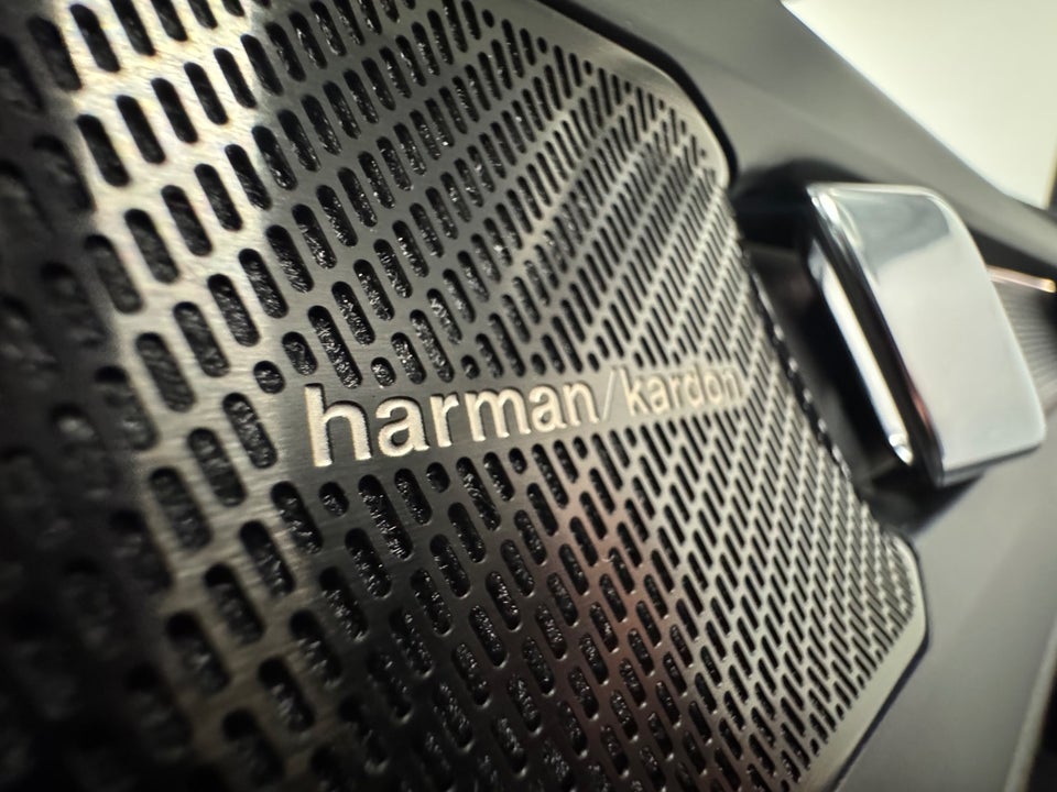 Volvo XC40 1,5 T4 ReCharge R-Design aut. 5d