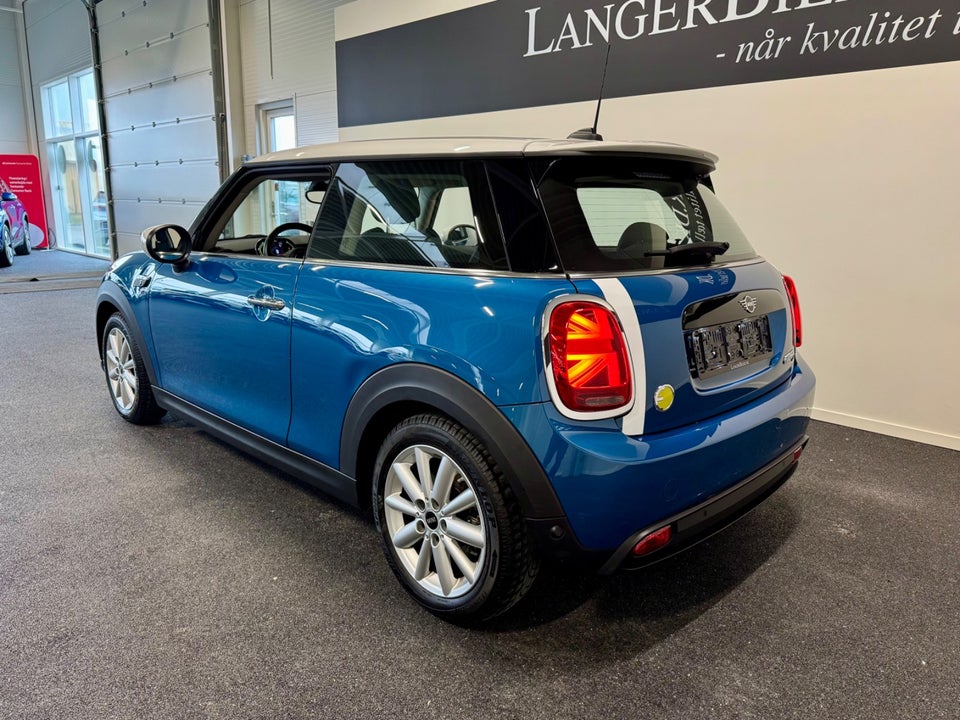 MINI Cooper SE Classic Trim 3d