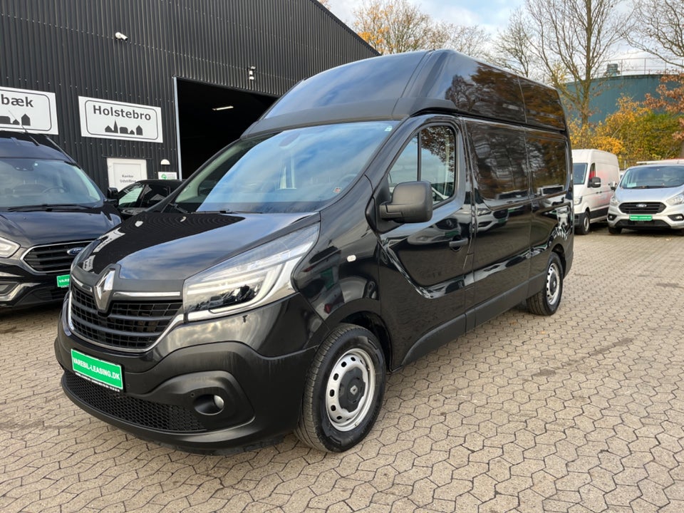 Renault Trafic T29 2,0 dCi 145 L2H2