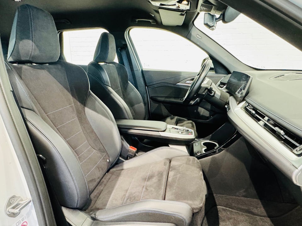 BMW iX1 xDrive30 M-Sport 5d