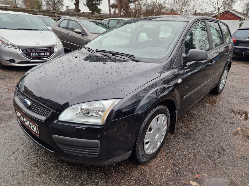 Ford Focus 1,6 Trend 100 5d