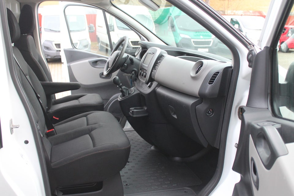 Renault Trafic T29 1,6 dCi 120 L2H1