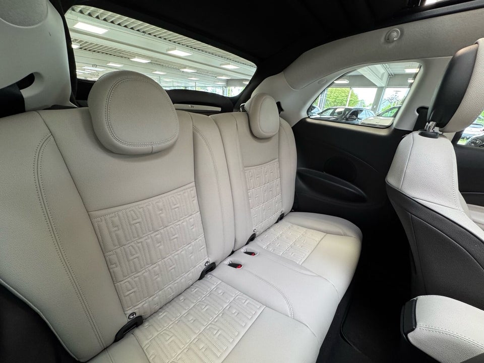Fiat 500e 42 la Prima by Bocelli Cabrio 2d
