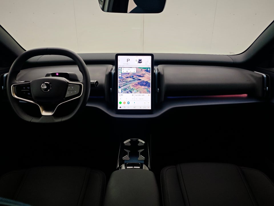 Volvo EX30 Standard Range Plus 5d