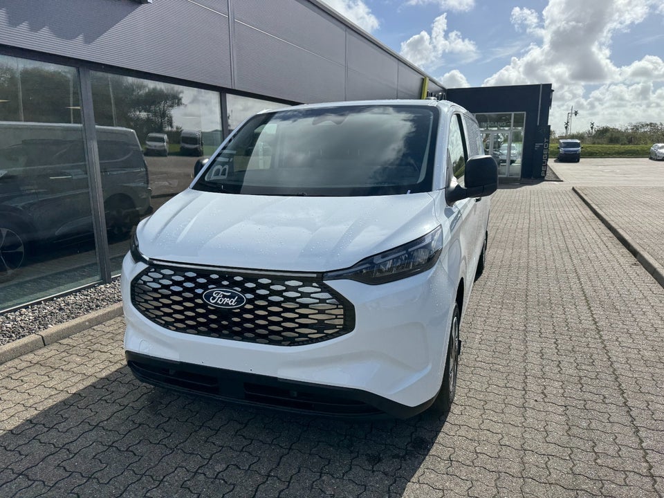 Ford E-Transit Custom 320L 64 Limited