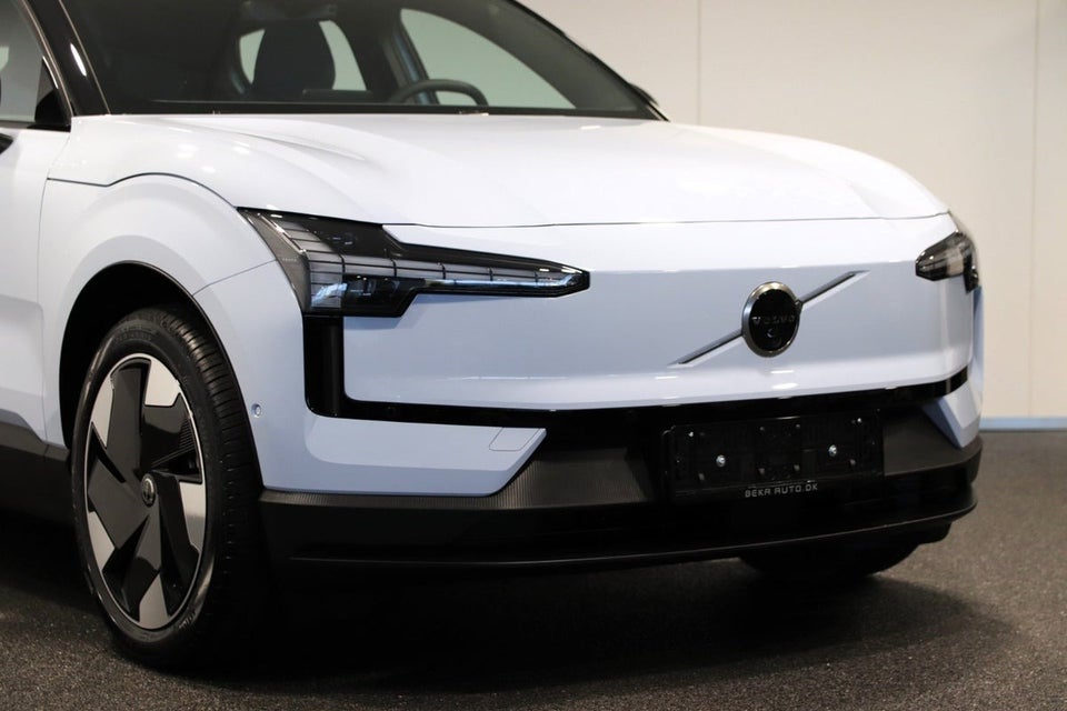 Volvo EX30 Extended Range Ultra 5d