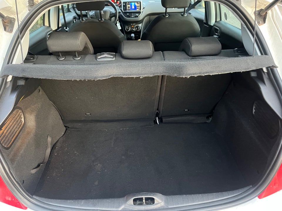 Peugeot 208 1,2 VTi Allure 5d