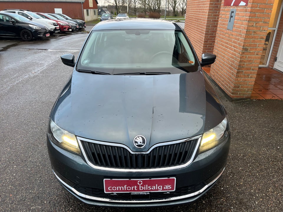 Skoda Rapid 1,0 TSi 110 ICE 5d