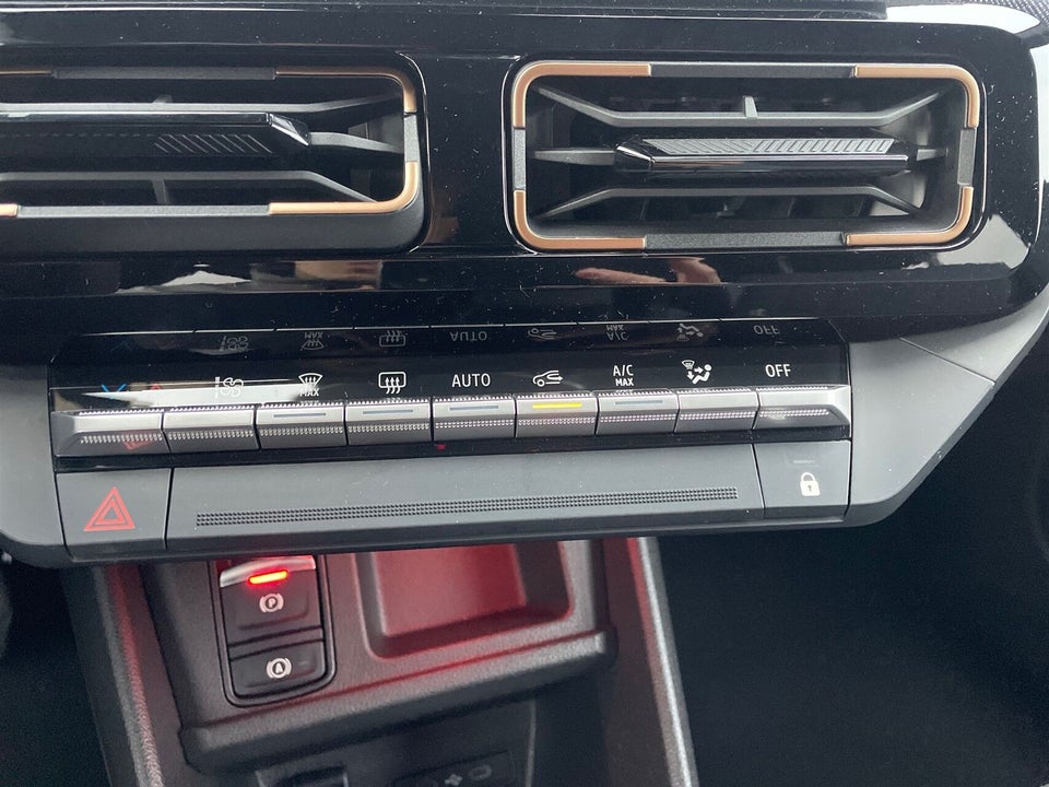 Renault 4 E-Tech 52 Techno 5d