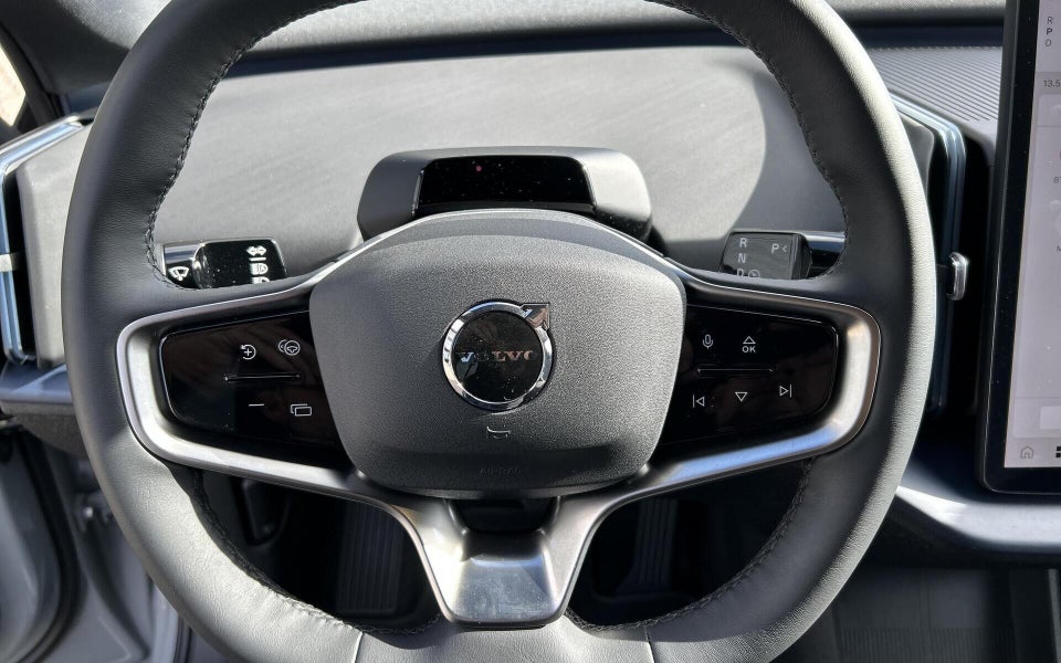 Volvo EX30 Standard Range Core 5d