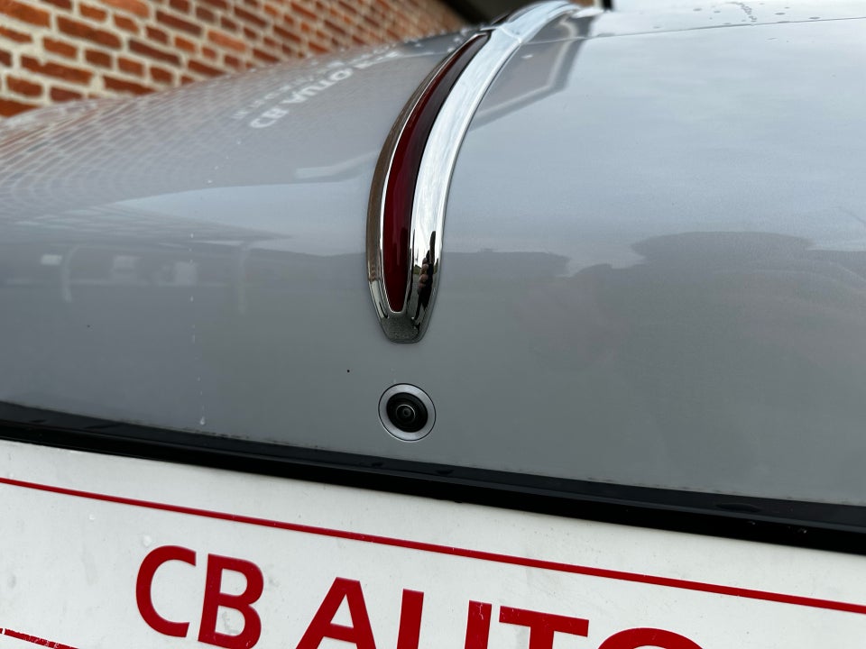 Hongqi EH7 111 Exclusive 4d