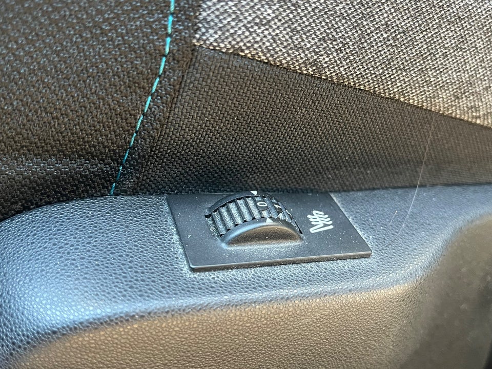 Citroën C4 Cactus 1,2 PureTech 110 SkyLine 5d