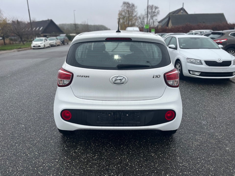 Hyundai i10 1,0 Premium 5d