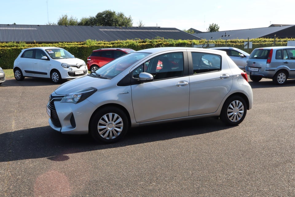 Toyota Yaris 1,5 Hybrid H2 Touch e-CVT 5d