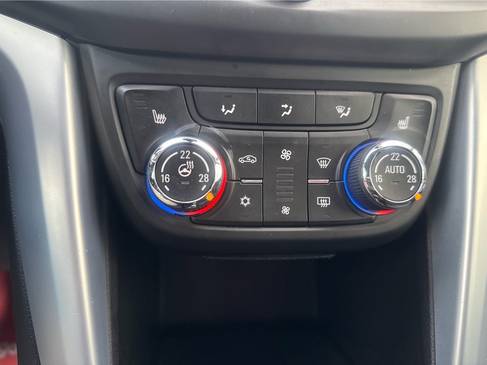 Opel Zafira Tourer 1,4 T 140 Enjoy 7prs 5d