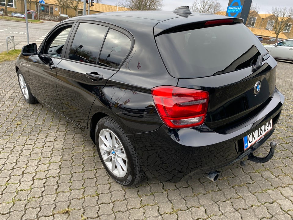 BMW 120d 2,0 Sport Line aut. 5d