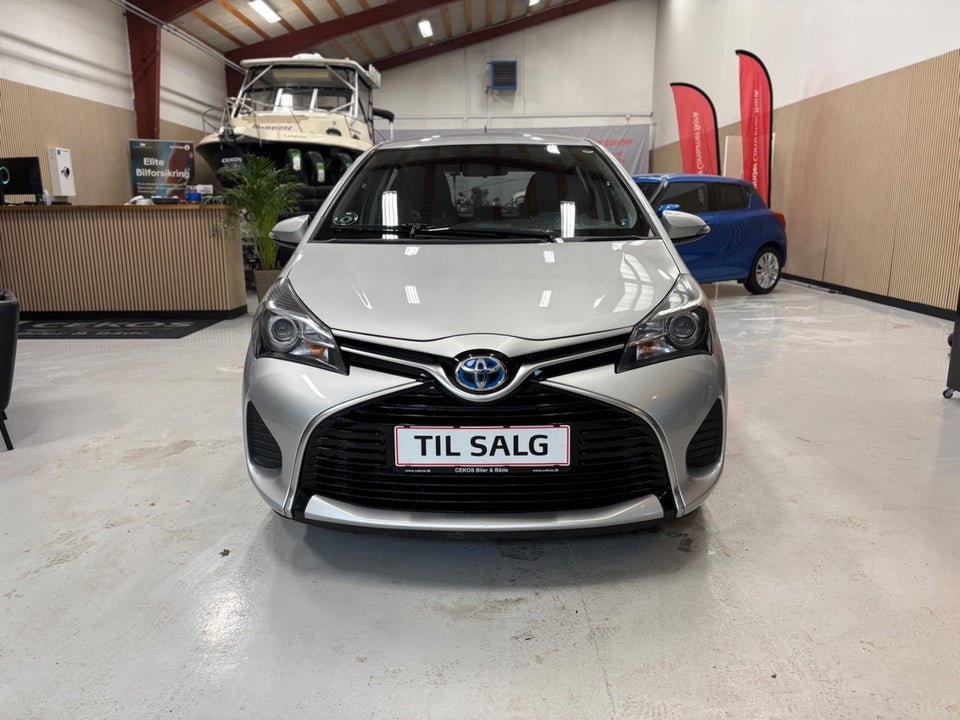Toyota Yaris 1,5 Hybrid H3 e-CVT 5d