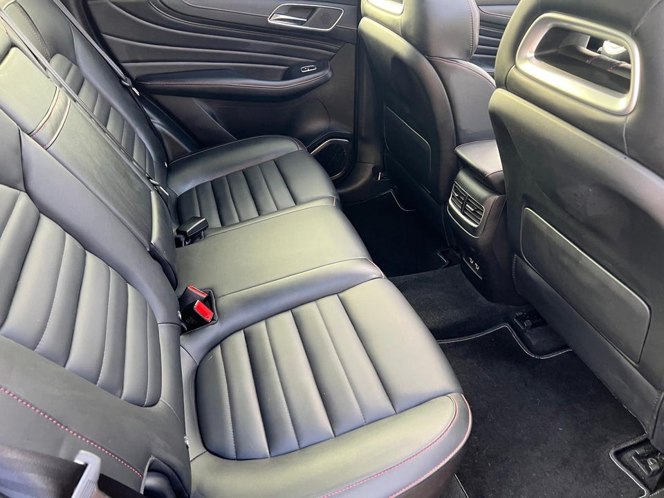 MG EHS 1,5 PHEV Luxury 5d