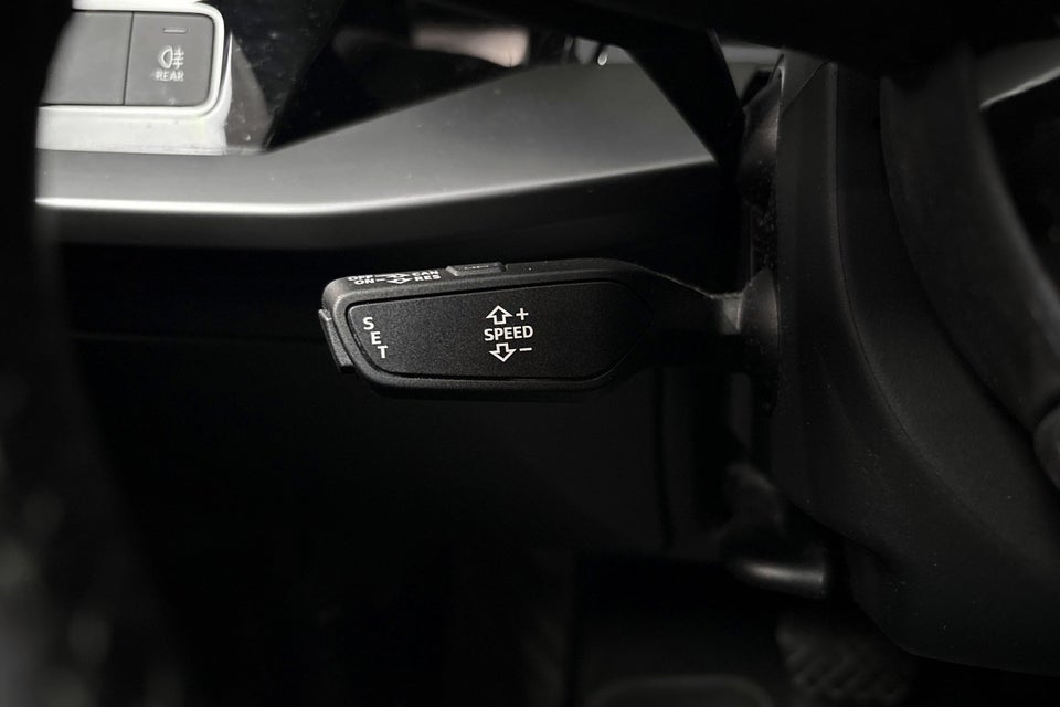 Audi A3 40 TFSi e Sportback S-tr. 5d