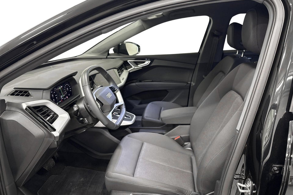 Audi Q4 e-tron 45 Progress 5d