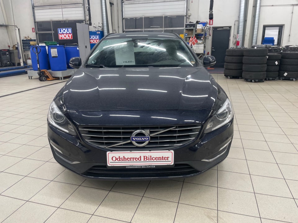 Volvo V60 2,0 D3 150 Momentum 5d