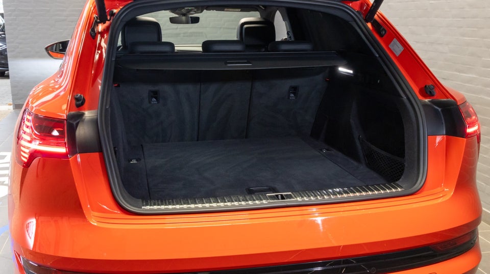 Audi e-tron 55 S-line quattro 5d