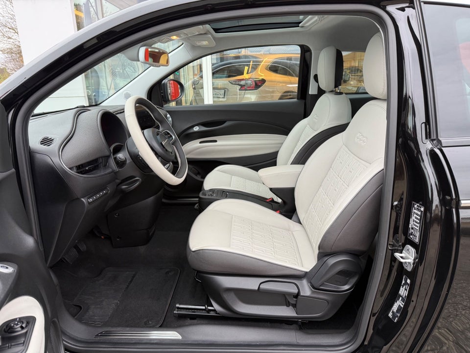 Fiat 500e 42 la Prima by Bocelli 3d