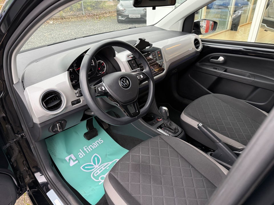 VW e-Up! Move Up! 5d