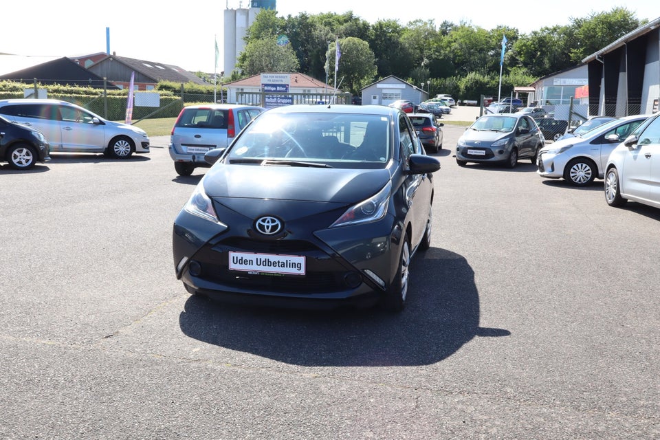 Toyota Aygo 1,0 VVT-i x-clusiv 5d