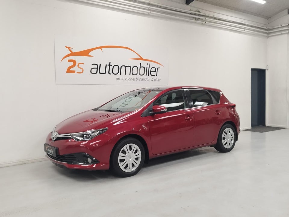 Toyota Auris 1,2 T T2 Spirit 5d