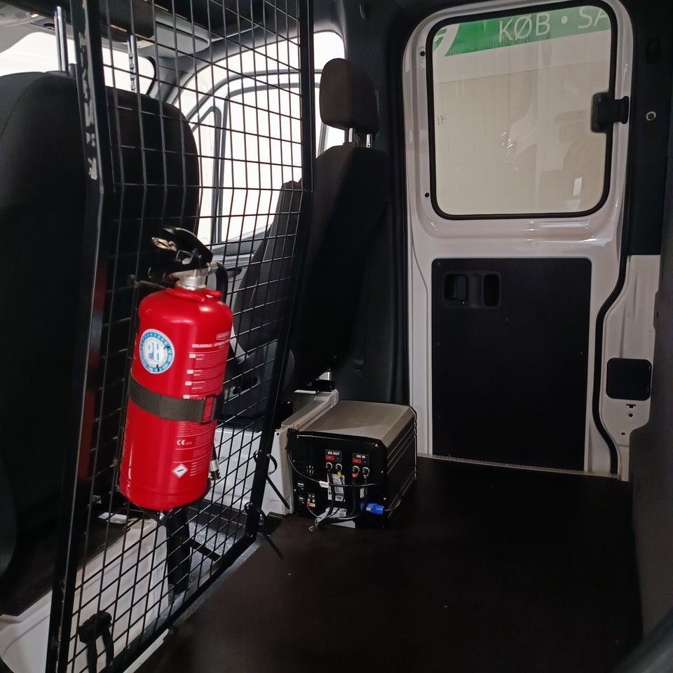 Mercedes Sprinter 317 2,0 CDi A3 Db.Kab aut. RWD 4d