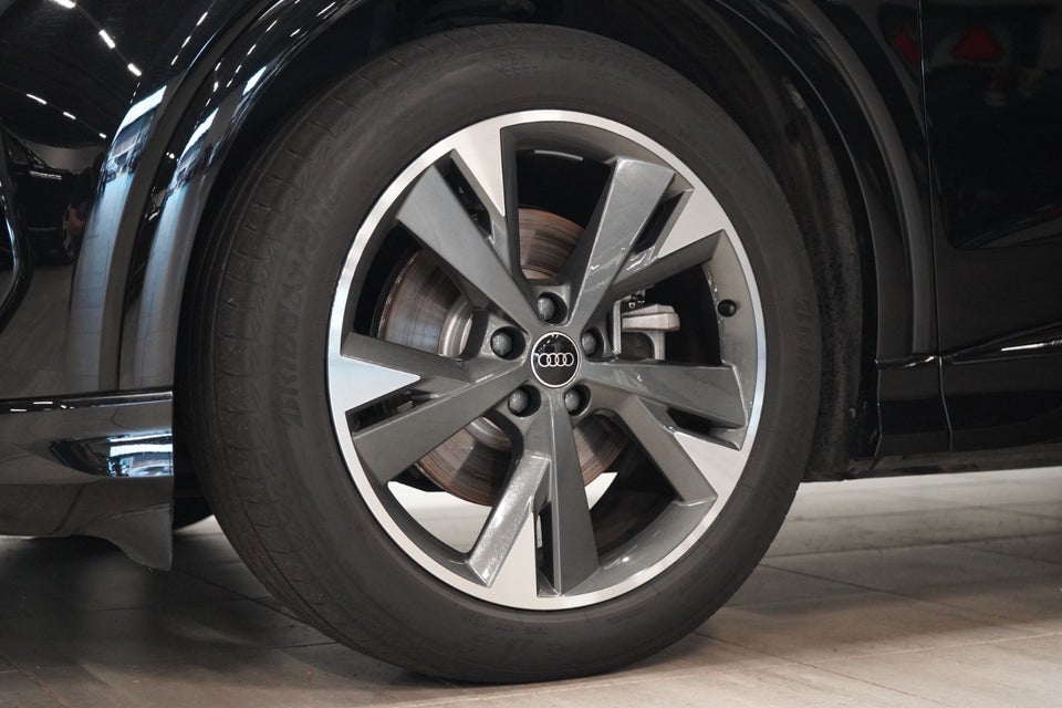 Audi Q4 e-tron 35 S-line Sportback 5d